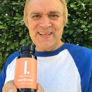 Michael Carter sharing his positive LeanBiome experience with improved digestion and daily comfort